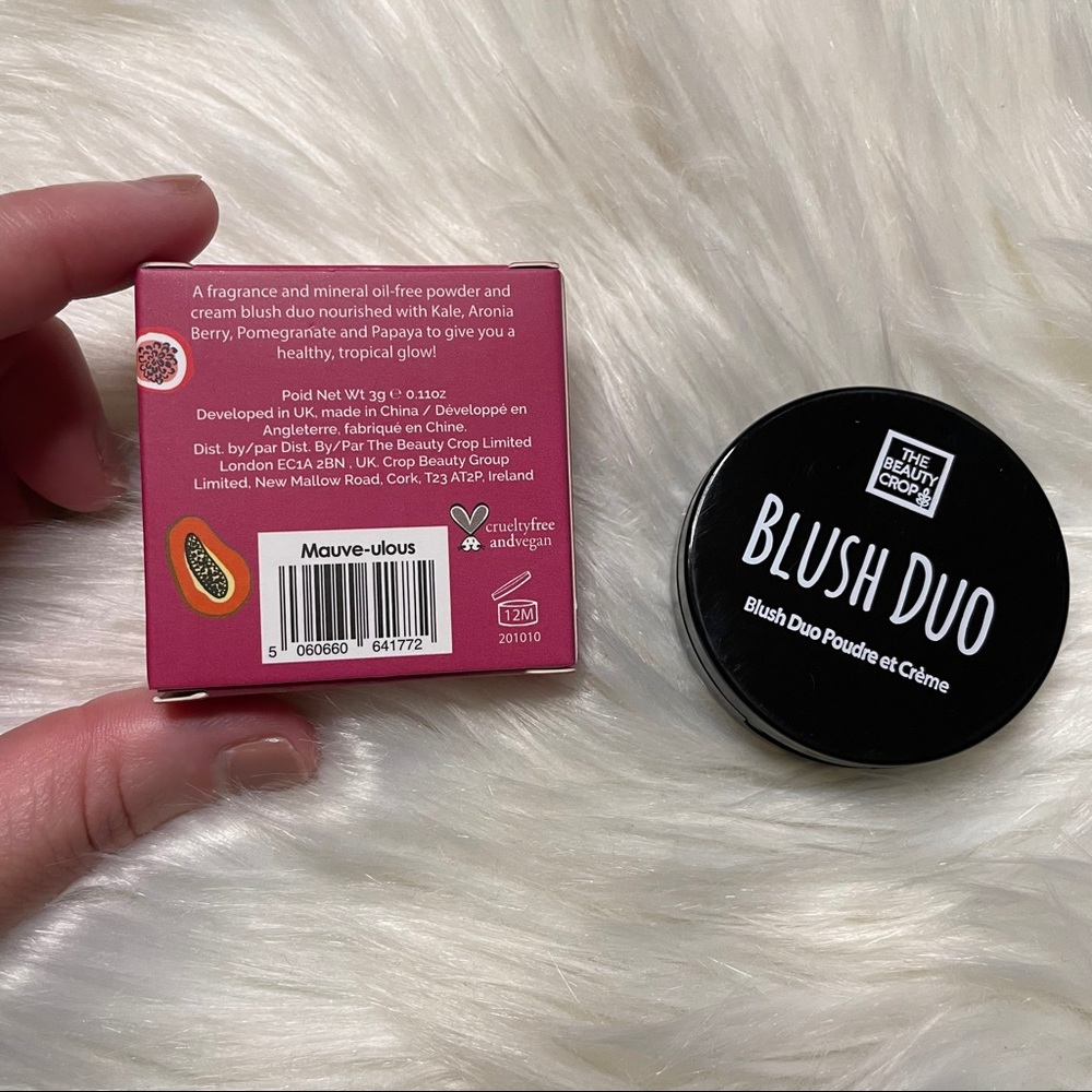 The Beauty Crop Blush - Picture 3 of 4